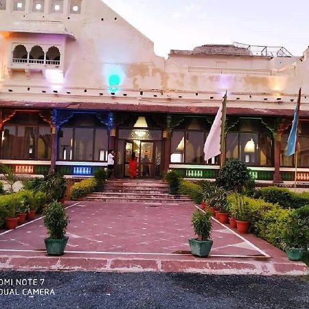 Mpt Sheesh Mahal, Orchha Hotel Esterno foto