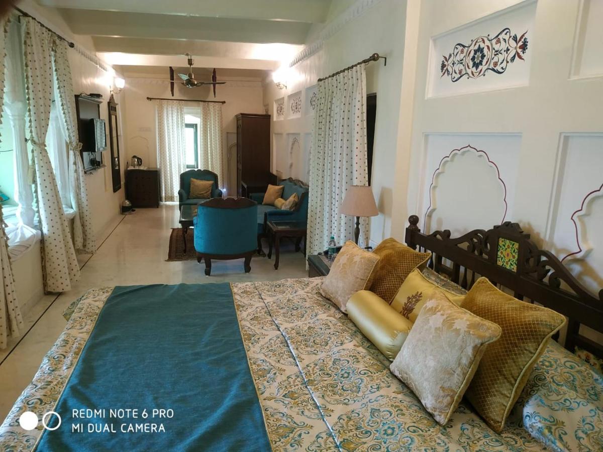 Mpt Sheesh Mahal, Orchha Hotel Esterno foto
